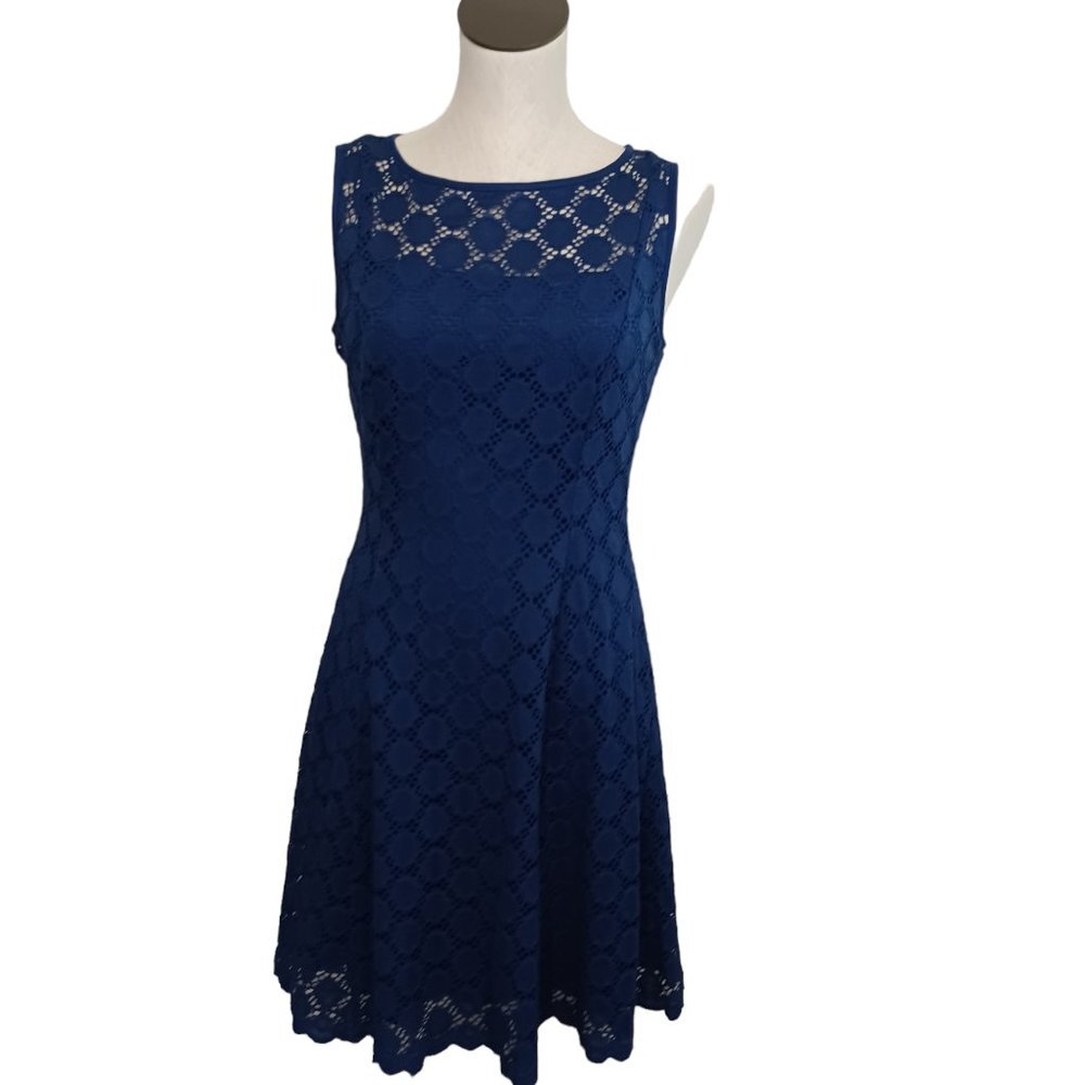 Ronni‎ Nicole Dress Womens Size 6 Navy Blue Eyelet Lined Pullover Stretch Lace